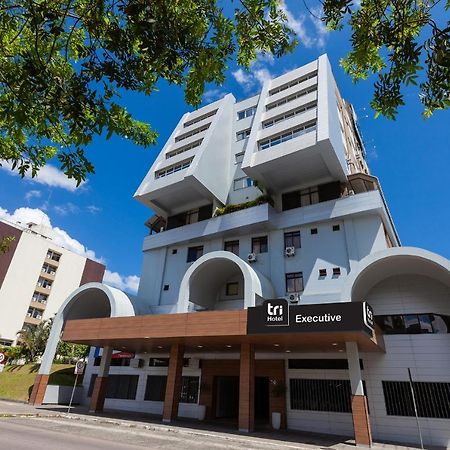 Tri Hotel Executive Criciuma Exterior photo
