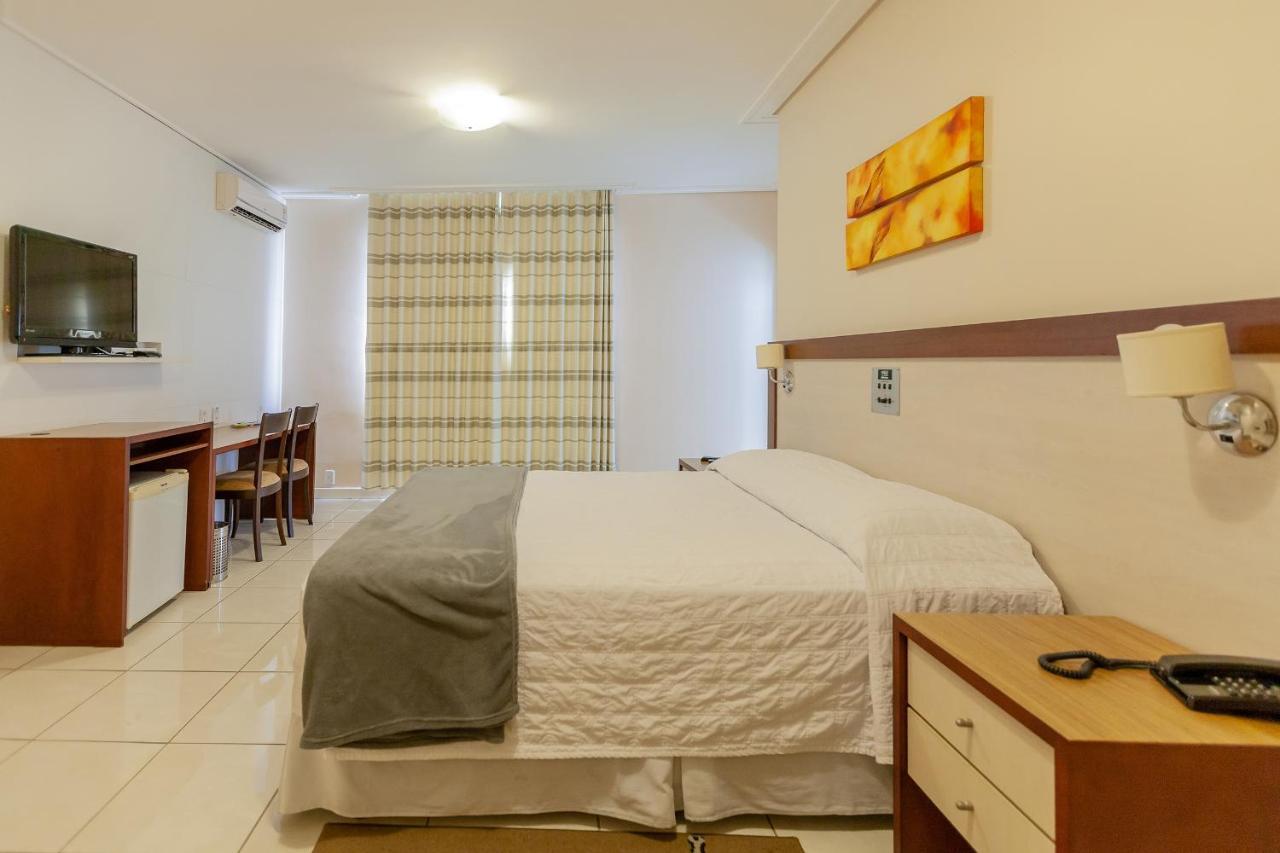 Tri Hotel Executive Criciuma Exterior photo